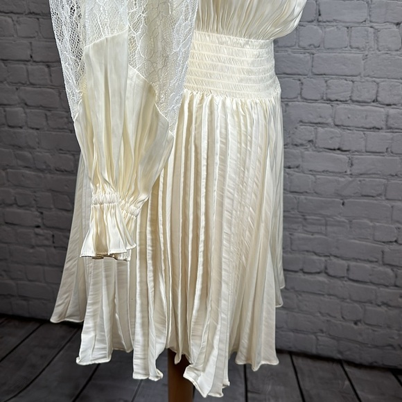 Ramy Brook Victorian Bohemian Mini Trent Lace Off-the-Shoulder Dress XS NEW - Picture 13 of 16